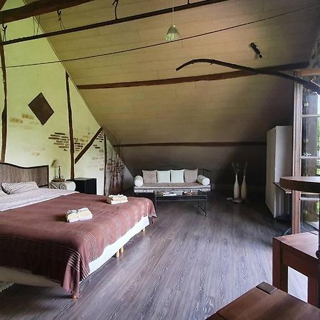 Unique Room With Great View In A Former Old Barn Troche Экстерьер фото